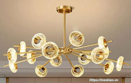 chon-den-trang-tri-phong-an-dep-phu-hop