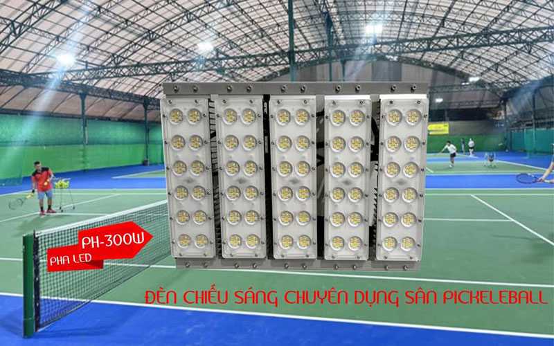 den-pha-san-pickleball-ngoai-troi